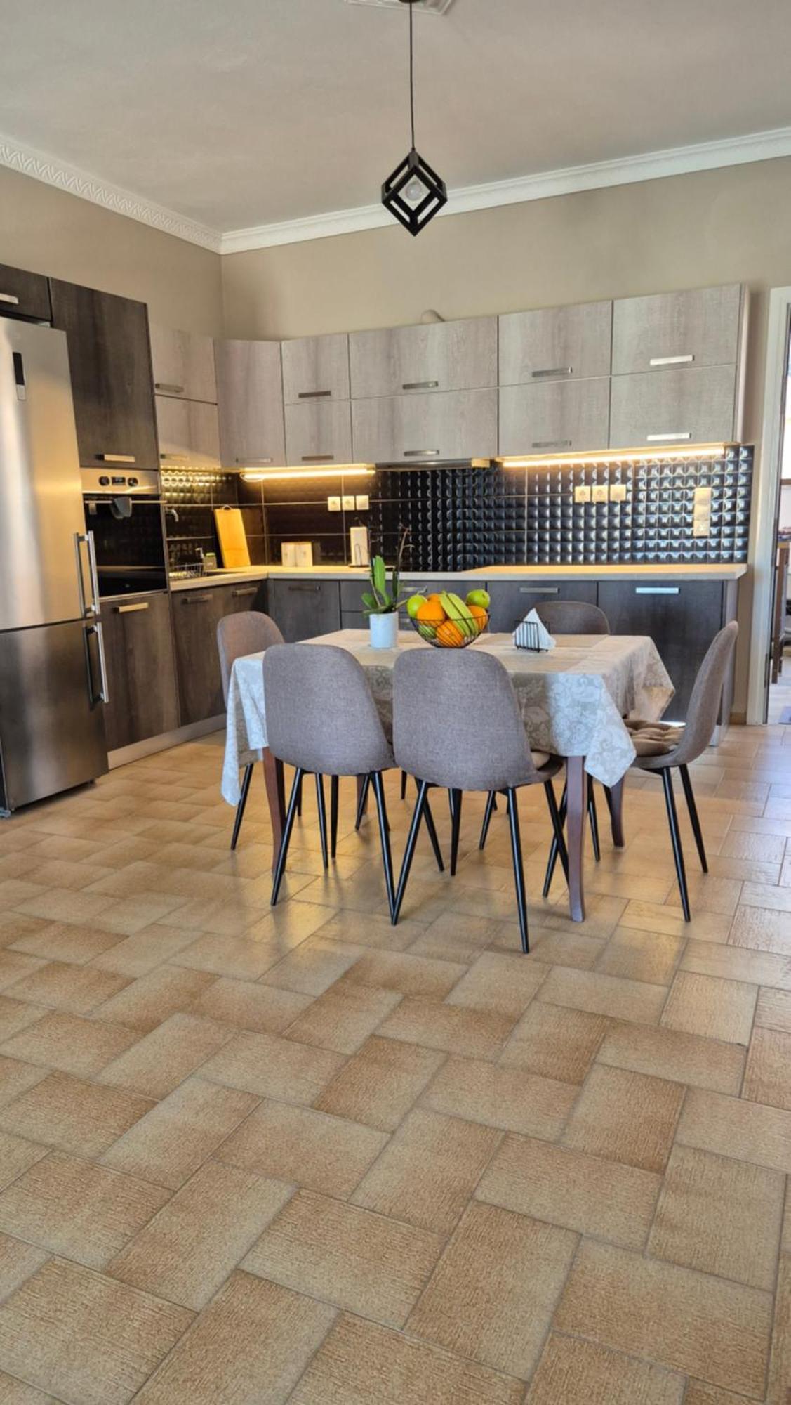 Modern Central Αpt 500M From The Beach. Chania  Exterior photo