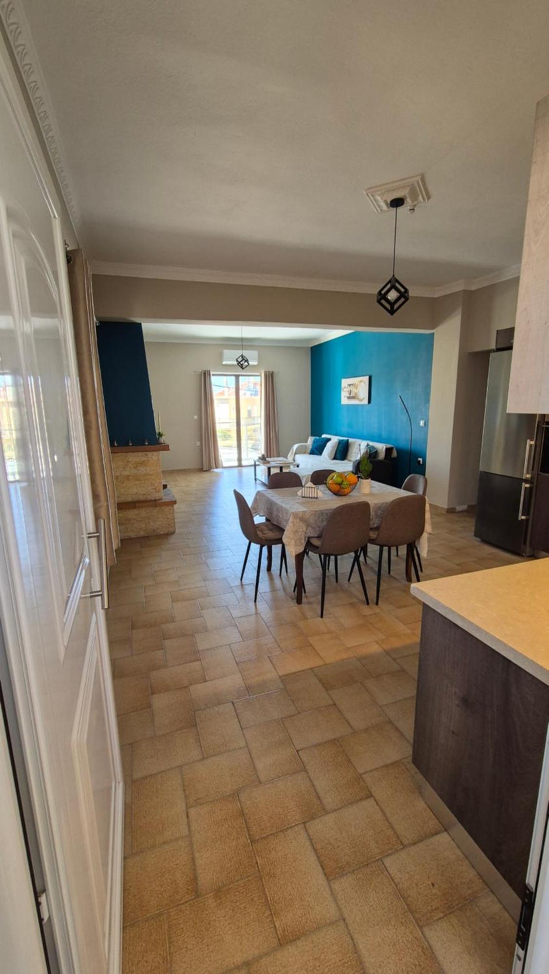 Modern Central Αpt 500M From The Beach. Chania  Exterior photo